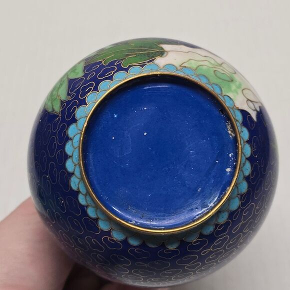 Vintage Oriental Japanese Cloisonne Navy Blue Vase Floral Theme - Picture 7 of 9